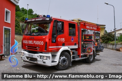 Iveco EuroCargo SuperCity 120E24 II serie
Vigili del Fuoco
Comando Provinciale di Ravenna
Distaccamento Volontario di Casola Valsenio (RA)
AutoPompaSerbatoio allestimento Iveco-Magirus
VF 24531
Parole chiave: Iveco EuroCargo_SuperCity_120E24_IIserie VF24531