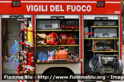 Iveco EuroCargo SuperCity 120E24 II serie
Vigili del Fuoco
Comando Provinciale di Ravenna
Distaccamento Volontario di Casola Valsenio (RA)
AutoPompaSerbatoio allestimento Iveco-Magirus
VF 24531
Parole chiave: Iveco EuroCargo_SuperCity_120E24_IIserie VF24531