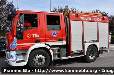 Iveco EuroCargo SuperCity 120E24 II serie
Vigili del Fuoco
Comando Provinciale di Forlì Cesena
Distaccamento Volontario di Savignano del Rubicone 
AutoPompaSerbatoio allestimento Iveco-Magirus
VF 24532
Parole chiave: Iveco EuroCargo_SuperCity_120E24_IIserie VF24532