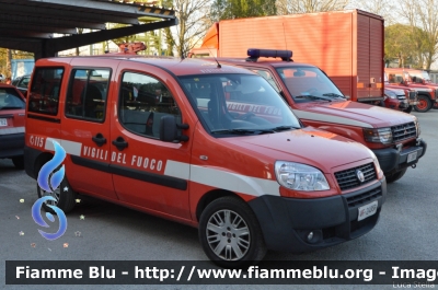 Fiat Doblò II serie
Vigili del Fuoco
Comando Provinciale di Ravenna
VF 24856
Parole chiave: Fiat Doblò_IIserie VF24856 Santa_Barbara_2017