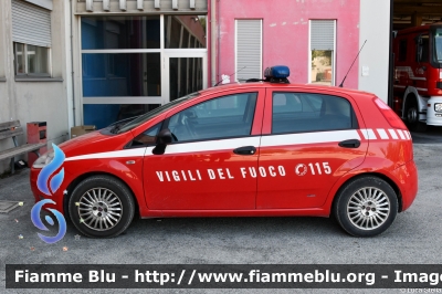 Fiat Grande Punto
Vigili del Fuoco
Comando Provinciale di Ravenna
VF 25019
Parole chiave: Fiat Grande_Punto VF25019