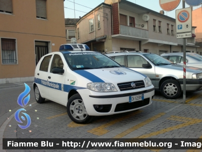 Fiat Punto III serie
Polizia Municipale - Polizia del Delta
Postazione di Codigoro
Parole chiave: Fiat Punto_IIIserie