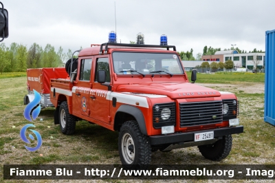 Land Rover Defender 130
Vigili del Fuoco
Comndo Provinciale di Ferrara
Distaccamento Volontario di Copparo
VF 25481
Parole chiave: Land-Rover Defender_130 VF25481 Simultatem_2016