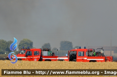 Land Rover Defender 130
Vigili del Fuoco
Comando Provinciale di Ferrara
Distaccamento Volontario di Copparo
Prima fornitura regione Emilia Romagna
VF 25481
Parole chiave: Land-Rover Defender_130 VF22070 VF25481