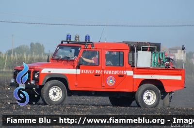 Land Rover Defender 130
Vigili del Fuoco
Comando Provinciale di Ferrara
Distaccamento Volontario di Copparo
Prima fornitura regione Emilia Romagna
VF 25481
Parole chiave: Land-Rover Defender_130 VF22070 VF25481