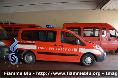 Fiat Scudo IV serie
Vigili del Fuoco
Comando Provinciale di Verona
VF 25561
Parole chiave: Fiat Scudo_IVserie VF25561