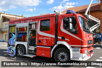 Volvo FL 290 III serie
Vigili del Fuoco
Comando Provinciale di Forlì Cesena
Distaccamento Permanente di Rocca San Casciano
AutoPompaSerbatoio allestimento Bai
Ricondizionato Maleco
VF 25679
Parole chiave: Volvo FL_290_IIIserie VF25679