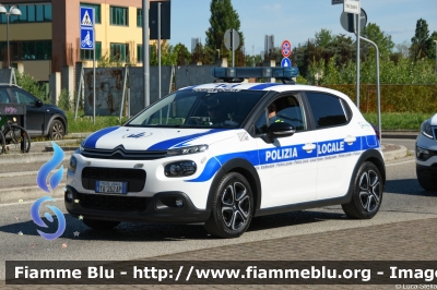 Citroen C3 III serie
Polizia Locale
"Unione dei Comuni della Bassa Romagna"
Allestimento Bertazzoni
POLIZIA LOCALE 262 AP
Parole chiave: Citroen C3_IIIserie POLIZIALOCALE262AP