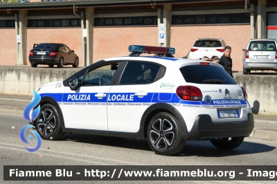 Citroen C3 III serie
Polizia Locale
"Unione dei Comuni della Bassa Romagna"
Allestimento Bertazzoni
POLIZIA LOCALE 262 AP
Parole chiave: Citroen C3_IIIserie POLIZIALOCALE262AP