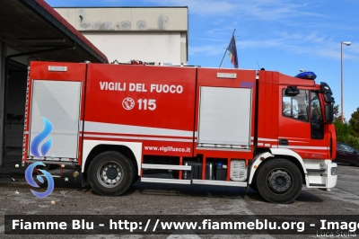 Iveco EuroCargo 180E30 III serie
Vigili del Fuoco
Comando Provinciale di Forlì Cesena
Distaccamento Permanente di Cesena
AutoBottePompa allestimento Iveco-Magirus
VF 26472
Parole chiave: Iveco EuroCargo_180E30_IIIserie VF26472