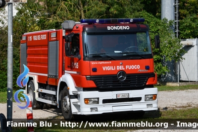 Mercedes-Benz Atego 1828 I serie
Vigili del Fuoco
Comando Provinciale di Ferrara
Distaccamento Volontario di Bondeno (FE)
AutoBottePompa allestimento Bai
Ricondizionata Carrozzeria Fortini
VF 26574
Parole chiave: Mercedes-Benz Atego_1828_Iserie VF26574