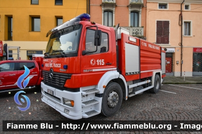 Mercedes-Benz Atego 1828 I serie
Vigili del Fuoco
Comando Provinciale di Ferrara
Distaccamento Volontario di Bondeno (FE)
AutoBottePompa allestimento Bai
Ricondizionata Carrozzeria Fortini
VF 26574
Parole chiave: Mercedes-Benz Atego_1828_Iserie VF26574