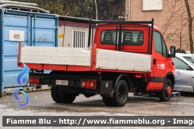 Iveco Daily III serie
Vigili del Fuoco
Comando Provinciale di Reggio Emilia
VF 26831
Parole chiave: Iveco Daily_IIIserie VF26831