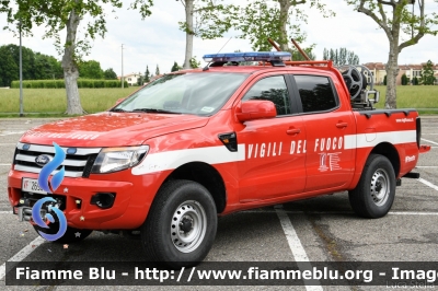 Ford Ranger VIII serie
Vigili del Fuoco
Comando Provinciale di Bologna
Distaccamento Volontario di San Pietro in Casale
Allestimento RosenFire
VF 26941
Parole chiave: Ford Ranger_VIIIserie VF26941