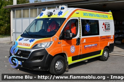 Fiat Ducato X290
Associazione Pubblica Assistenza Ferrarese
Postazione 118 Migliarino
Convenzionato con il
118 Ferrara Soccorso
Allestimento Orion
APAF 26
Parole chiave: Fiat Ducato_X290 Ambulanza