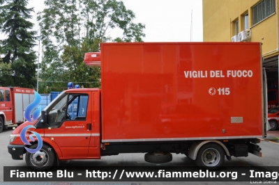 Ford Transit VI serie
Vigili del Fuoco
Comando Provinciale di Modena
Allestimento Dhollandia
VF 27093
Parole chiave: Ford Transit_VIserie VF27093