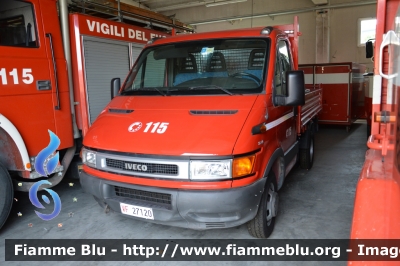 Iveco Daily III serie
Vigili del Fuoco
Comando Provinciale di Verona
VF 27120
Parole chiave: Iveco Daily_IIIserie VF27120