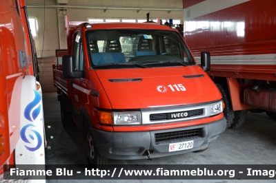 Iveco Daily III serie
Vigili del Fuoco
Comando Provinciale di Verona
VF 27120
Parole chiave: Iveco Daily_IIIserie VF27120