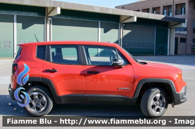 Jeep Renegade
Vigili del Fuoco
Comando Provinciale di Ferrara
VF 27742
Parole chiave: Jeep Renegade VF27742