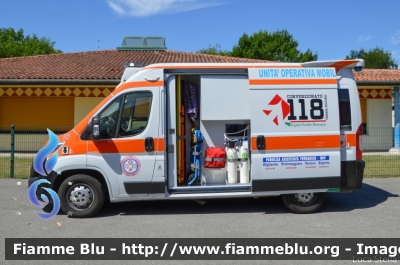 Fiat Ducato X290
Associazione Pubblica Assistenza Ferrarese
Postazione 118 Migliarino
Convenzionato con il
118 Ferrara Soccorso
Allestimento Orion
27
Parole chiave: Fiat Ducato_X290 Ambulanza 