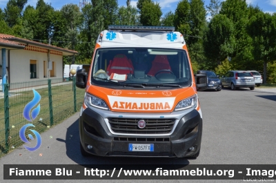 Fiat Ducato X290
Associazione Pubblica Assistenza Ferrarese
Postazione 118 Migliarino
Convenzionato con il
118 Ferrara Soccorso
Allestimento Orion
27
Parole chiave: Fiat Ducato_X290 Ambulanza 