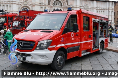 Mercedes-Benz Sprinter III serie restyle
Vigili del Fuoco
Comando Provinciale di Bologna
Soccorso Ferroviario
Allestimento Bai
VF 28022
Parole chiave: Mercedes-Benz Sprinter_III_serie_estyleVF28022 Santa_Barbara_2023