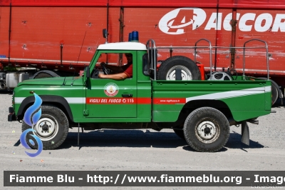 Land Rover Defender 110 HCPU
Vigili del Fuoco
Comando Provinciale di Reggio Emilia
Distaccamento Volontario di Luzzara
Servizio Antincendio Boschivo
Ex Corpo Forestale dello Stato
VF 28158
Parole chiave: Land-Rover Defender_110_HCPU VF28158