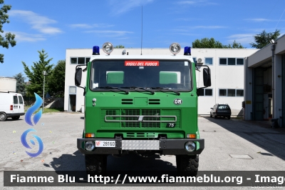 Iveco OM 75P
Vigili del Fuoco
Comando Provinciale di Ferrara
Distaccamento Permanente di Portomaggiore
Allestimento Baribbi
Ex Corpo Forestale dello Stato
VF 28160
Parole chiave: Iveco-OM 75P VF28160