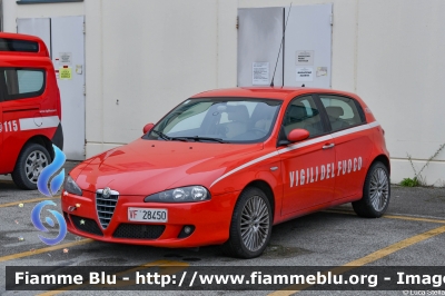 Alfa Romeo 147 II Serie
Vigili del Fuoco
Comando Provinciale di Ferrara
VF 28450
Parole chiave: Alfa-Romeo 147_IISerie VF28450