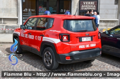 Jeep Renegade
Vigili del Fuoco
Comando Provinciale di Ferrara
VF 28785
Parole chiave: Jeep Renegade VF28758