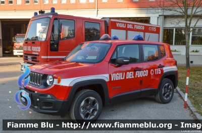 Jeep Renegade
Vigili del Fuoco
Comando Provinciale di Ravenna
VF 28790
Parole chiave: Jeep Renegade VF8790 Santa_Barbara_2017