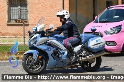 Yamaha FJR 1300 II serie
Polizia di Stato
Polizia Stradale
Allestimento Elevox
in scorta al Giro d'Italia 2024
Moto 28
POLIZIA G3102
Parole chiave: Yamaha FJR_1300_IIserie Giro_D_Italia_2024 POLIZIAG3102