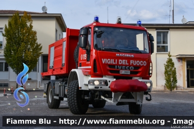 Iveco EuroCargo 150E30 4x4 III serie
Vigili del Fuoco
Comando Provinciale di Verona
Autocarro Scarrabile Allestimento Magirus-Molinari
VF 29001
Parole chiave: Iveco EuroCargo_150E30_4x4_IIIserie VF29001