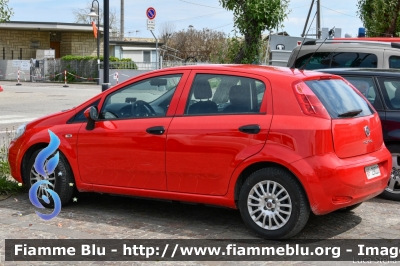 Fiat Punto VI serie
Vigili del Fuoco
Comando Provinciale di Milano
VF 29020
Parole chiave: Fiat Punto_VIserie VF29020