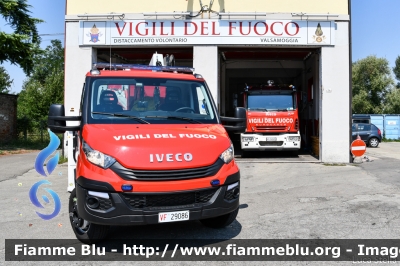 Iveco Daily VI serie
Vigili del Fuoco
Comando Provinciale di Bologna
Distaccamento Volontario di Bazzano
Comprensorio della Valsamoggia
Piattaforma Multitel MX21OVFO
Allestimento Pagliero
VF 29086
Parole chiave: Iveco Daily_VIserie VF29086