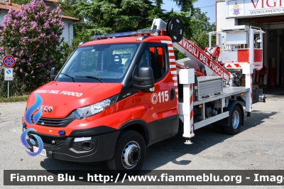 Iveco Daily VI serie
Vigili del Fuoco
Comando Provinciale di Bologna
Distaccamento Volontario di Bazzano
Comprensorio della Valsamoggia
Piattaforma Multitel MX21OVFO
Allestimento Pagliero
VF 29086
Parole chiave: Iveco Daily_VIserie VF29086