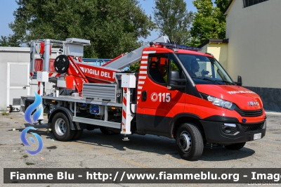 Iveco Daily VI serie
Vigili del Fuoco
Comando Provinciale di Bologna
Distaccamento Volontario di Bazzano
Comprensorio della Valsamoggia
Piattaforma Multitel MX21OVFO
Allestimento Pagliero
VF 29086
Parole chiave: Iveco Daily_VIserie VF29086