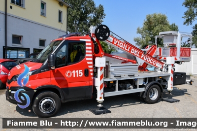 Iveco Daily VI serie
Vigili del Fuoco
Comando Provinciale di Bologna
Distaccamento Volontario di Bazzano
Comprensorio della Valsamoggia
Piattaforma Multitel MX21OVFO
Allestimento Pagliero
VF 29086

Parole chiave: Iveco Daily_VIserie VF29086