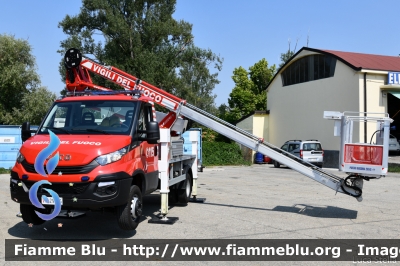 Iveco Daily VI serie
Vigili del Fuoco
Comando Provinciale di Bologna
Distaccamento Volontario di Bazzano
Comprensorio della Valsamoggia
Piattaforma Multitel MX21OVFO
Allestimento Pagliero
VF 29086
Parole chiave: Iveco Daily_VIserie VF29086