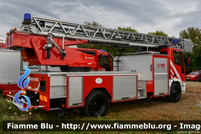 Iveco EuroFire 150E27 I serie
Vigili del Fuoco
Comando Provinciale di Bologna
Distaccamento Volontario di San Pietro in Casale
AutoScala da 30 metri allestimento Iveco-Magirus
Ricondizionata Fortini
VF 29373
Parole chiave: Iveco EuroFire_150E27_Iserie VF29373