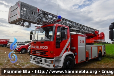 Iveco EuroFire 150E27 I serie
Vigili del Fuoco
Comando Provinciale di Bologna
Distaccamento Volontario di San Pietro in Casale
AutoScala da 30 metri allestimento Iveco-Magirus
Ricondizionata Fortini
VF 29373
Parole chiave: Iveco EuroFire_150E27_Iserie VF29373