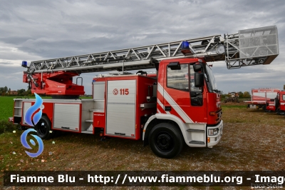 Iveco EuroFire 150E27 I serie
Vigili del Fuoco
Comando Provinciale di Bologna
Distaccamento Volontario di San Pietro in Casale
AutoScala da 30 metri allestimento Iveco-Magirus
Ricondizionata Fortini
VF 29373
Parole chiave: Iveco EuroFire_150E27_Iserie VF29373