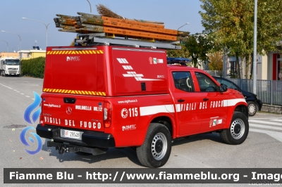 Mercedes-Benz Classe X
Vigili del Fuoco
Comando Provinciale di Bologna
Distaccamento Volontario di Molinella
Allestimento Divitec
VF 29548
Parole chiave: Mercedes-Benz Classe_X VF29548