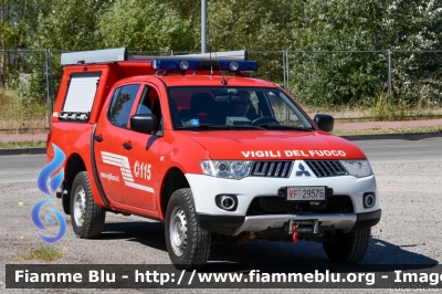 Mitsubishi L200 IV serie
Vigili del Fuoco
Comando Provinciale di Reggio Emilia
Distaccamento Volontario di Luzzara
Allestimento Baggio del Sordi
VF 29576
Parole chiave: Mitsubishi L200_IVserie VF29576