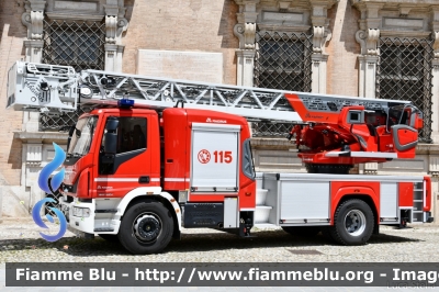 Iveco EuroCargo 180E32 IV Serie
Vigili del Fuoco
Comando Provinciale di Modena
AutoScala M39L da 39 metri 
Allestimento Magirus
VF 29586
Parole chiave: Iveco EuroCargo_180E32_IVSerie VF29586 80_VVF