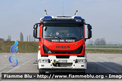 Iveco EuroCargo 180E32 IV serie
Vigili del Fuoco
Comando Provinciale di Bologna
Distaccamento Volontario di San Pietro in Casale
Allestimento Magirus
VF 29766
Parole chiave: Iveco EuroCargo_180E32_IVserie VF29766