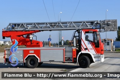 Iveco EuroCargo 130E24 I serie
Vigili del Fuoco
Comando Provinciale di Bologna
Distaccamento Volontario di Medicina
AutoScala allestimento Iveco-Magirus 
Ricondizionata Fortini
ex Brandeweer - Vigili del Fuoco Olandesi
VF 29767
Parole chiave: Iveco EuroCargo_130E24_Iserie VF29767