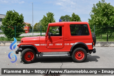 Mahindra Thar
Vigili del Fuoco
Comando Provinciale Forlì-Cesena
Distaccamento Volontario di Savignano sul Rubicone
VF 29871
Parole chiave: Mahindra Thar VF29871