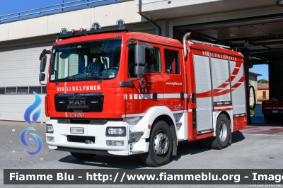 Man TGM 15.250 II serie
Vigili del Fuoco
Comando Provinciale di Forli Cesena
AutoPompaSerbatoio allestimento BAI
VF 29899
Parole chiave: Man TGM_15.250_IIserie VF29899