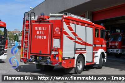 Man TGM 15.250 II serie
Man TGM 15.250 II serieVigili del Fuoco
Comando Provinciale di Parma
AutoPompaSerbatoio allestita BAI
VF 29900
Parole chiave: Man TGM_15.250_IIserie VF29900